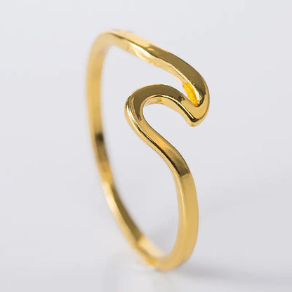 Simple Wave Ring for Women's Fashion