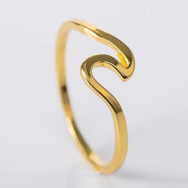 Simple Wave Ring for Women's Fashion